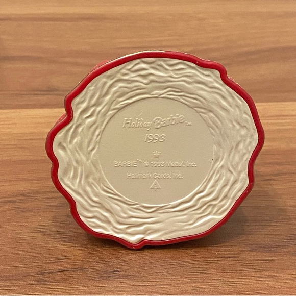 Vintage 1993 Hallmark Keepsake Holiday Barbie Christmas Tree Ornament - Picture 11 of 12